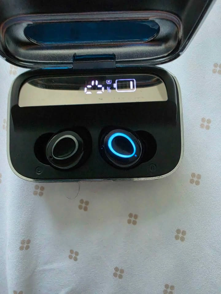 EARBUDS - photo 2