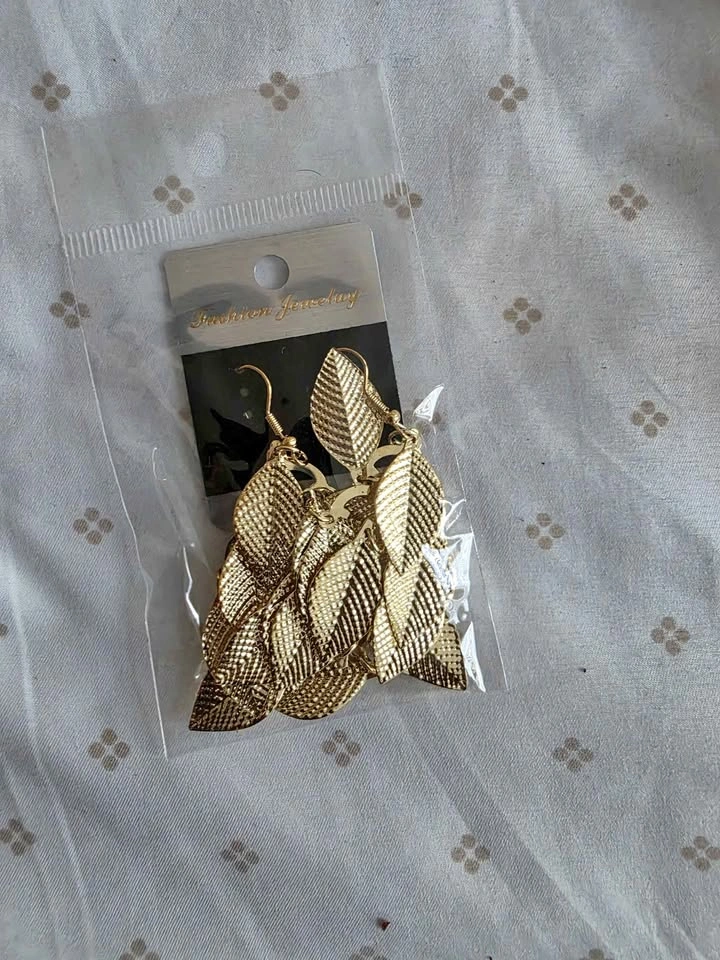 Ear rings