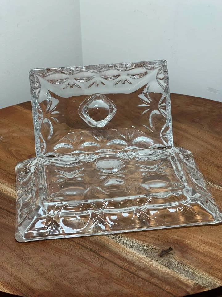 Vintage Clear Cut Glass Covered Butter Dish - photo 5