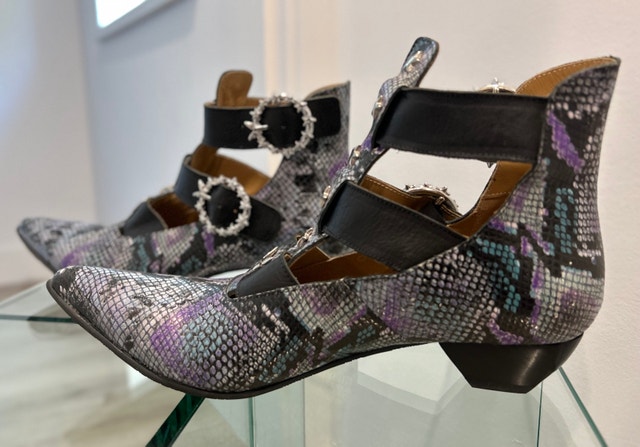 Size 12 John Fluevog Tammi Rose Booties - Never Worn - photo 3