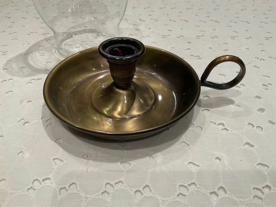 Vintage Heritage Brass Chamberstick Candle Holder - photo 5