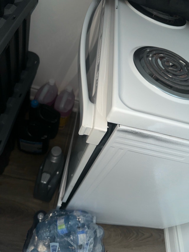 Whirlpool Stove - photo 5