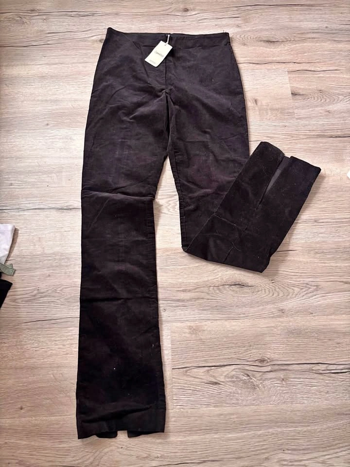 Mango velvet pants with slit