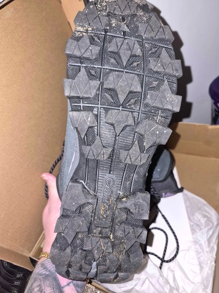 Woman's Columbia boots - photo 2