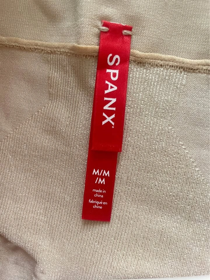 NWT SPANX Oncore Mid-Thigh Short - Sculpting Body Shaper - photo 2