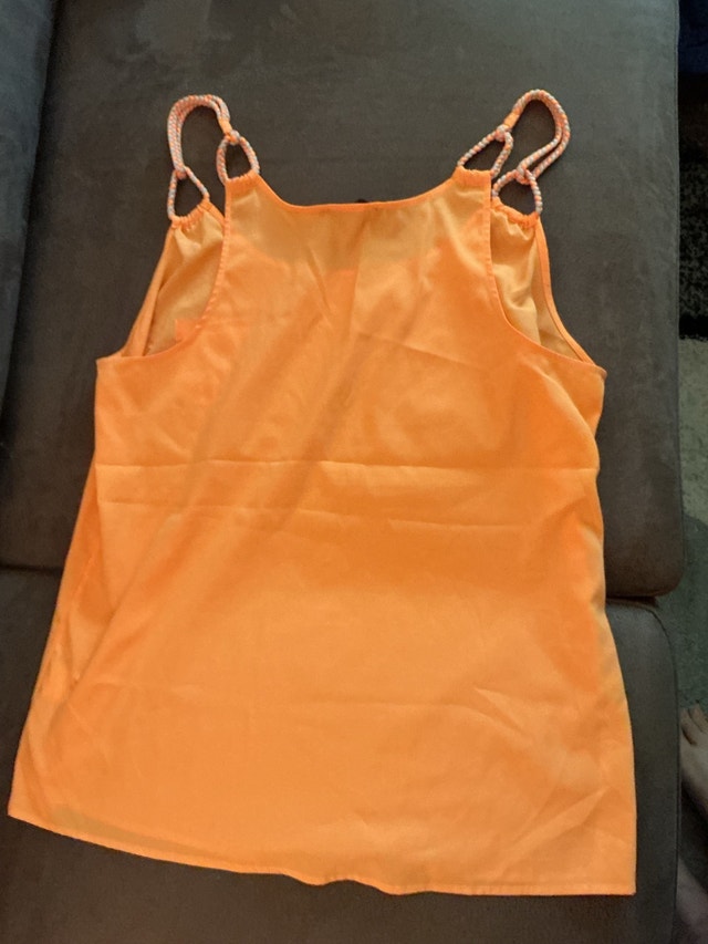 Jessica Simpson Sleeveless Blouse - photo 3
