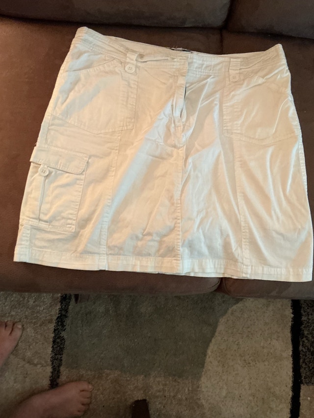 AE Sport Cargo Skort