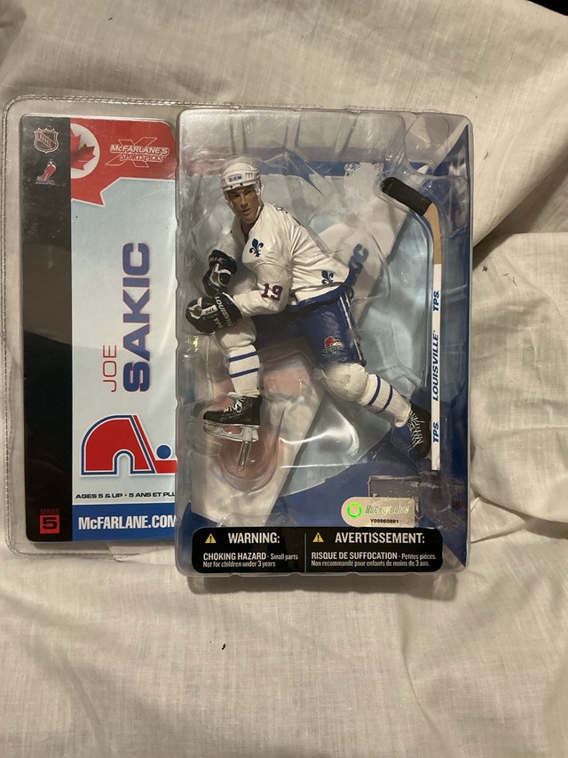 McFarlane NHL Joe Sakic Series 5 Figure