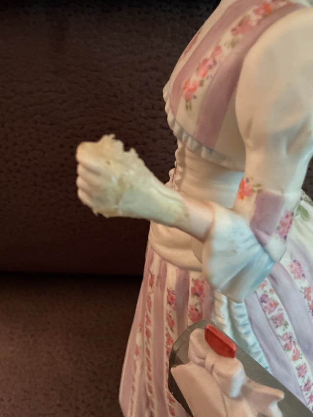 Enesco Porcelain Figurine - photo 3
