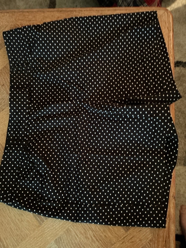 Larry Levine Ladies Polka Dot Shorts