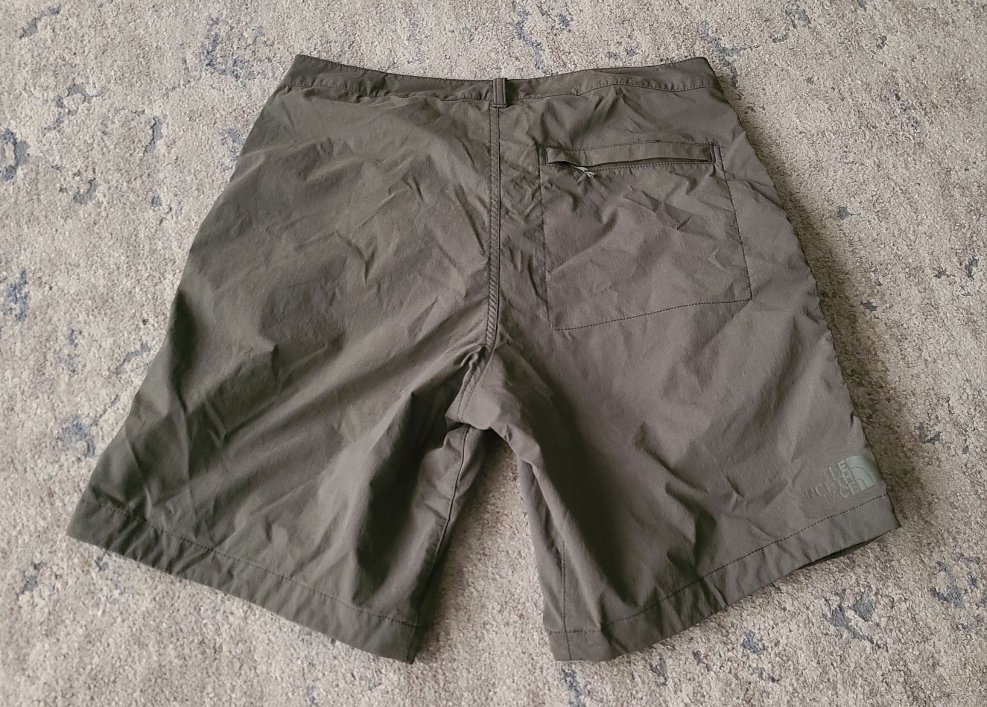 The North Face Men Green Shorts Sz 32 - photo 3