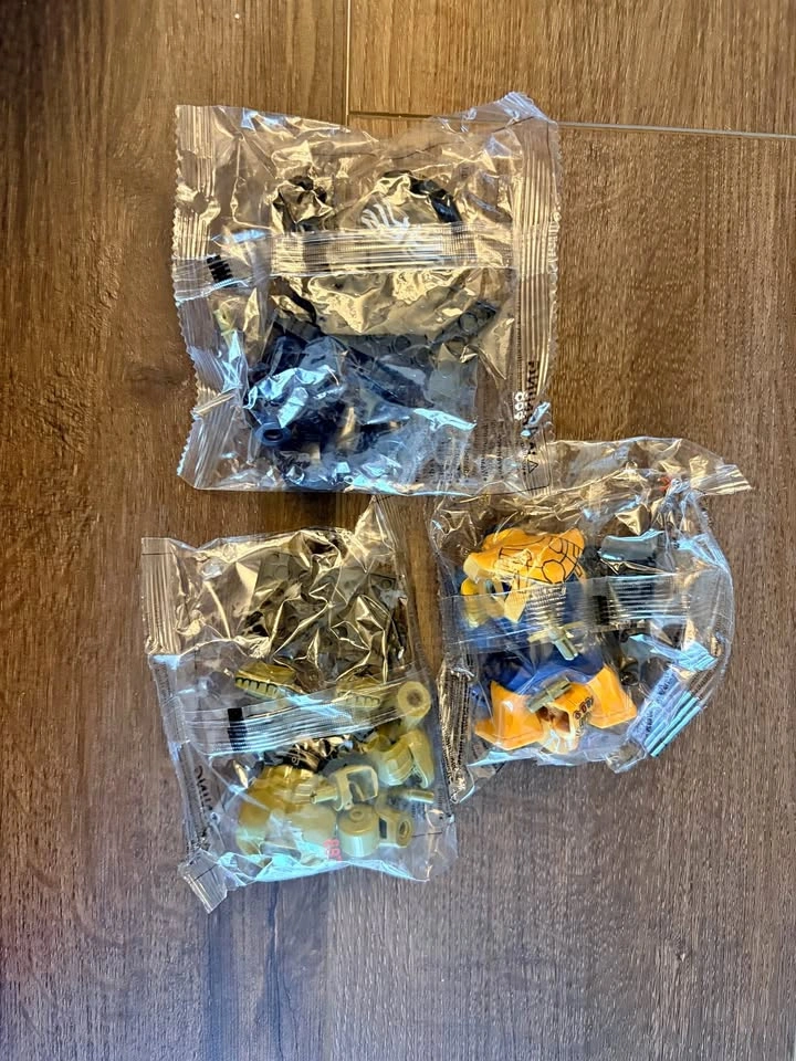 Marvel Bigfig Compatible Building Block Figures - Thanos, Venom