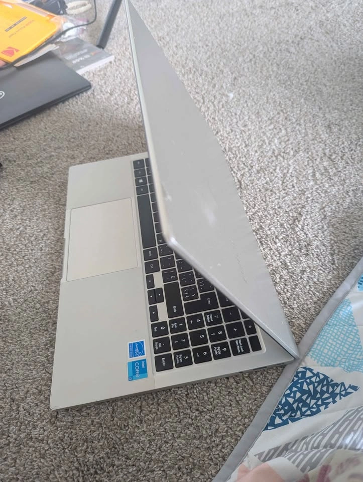 Samsung Galaxy Book 15.6" Laptop - photo 3