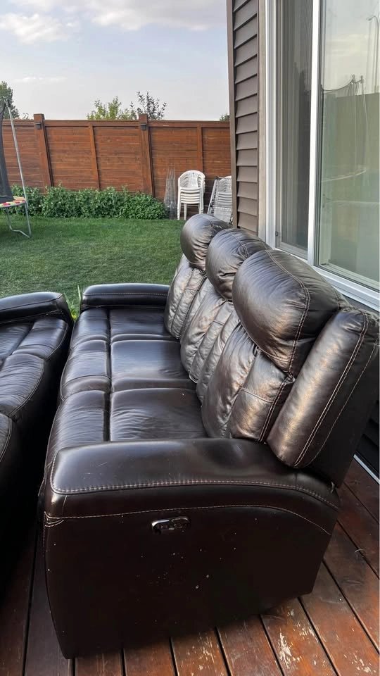 NOT FREE. 2 Dark Brown Leather Power Reclining Sofa - photo 2