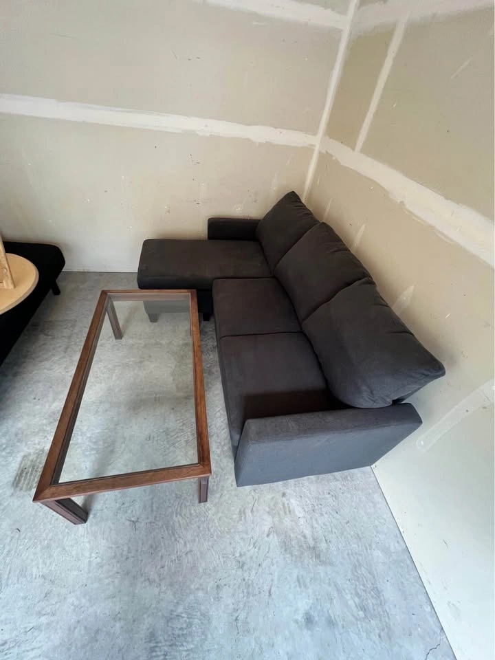FREE DELIVERY 🚚 Dark Grey Sectional Sofa Couch with Chaise - photo 3