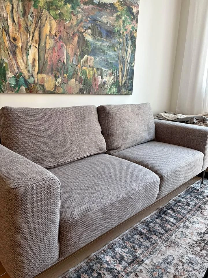 Contemporary 3-Seater Sofa