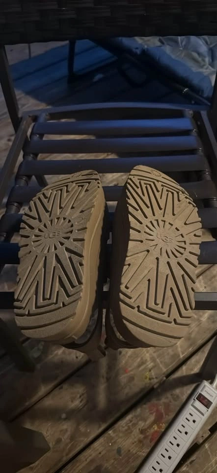 UGGs Sandals - photo 3