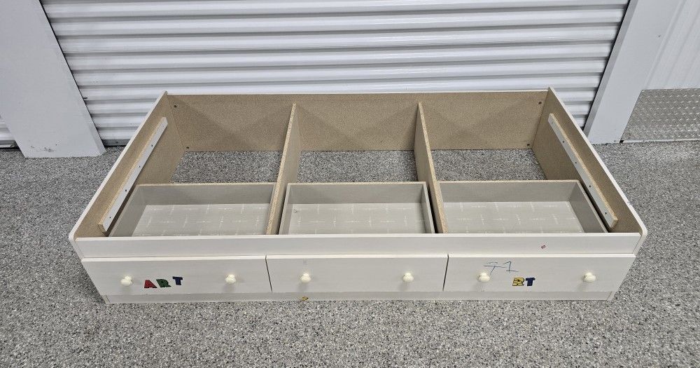 Twin Bed Frame With 3 Drawers - photo 3