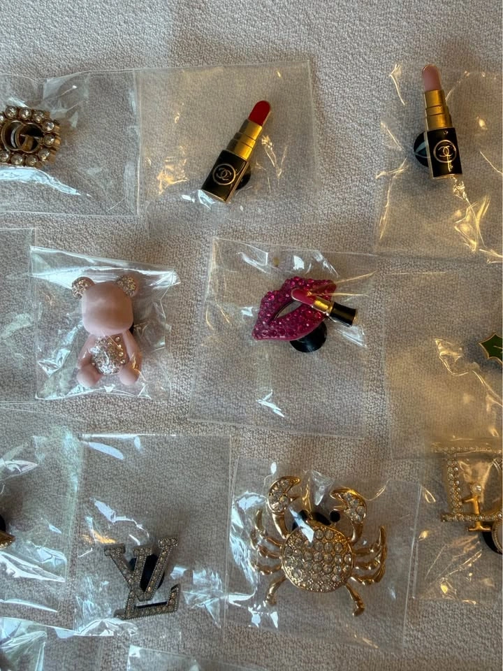 Fancy Metal and Rhinestone Croc Jibbitz - photo 4