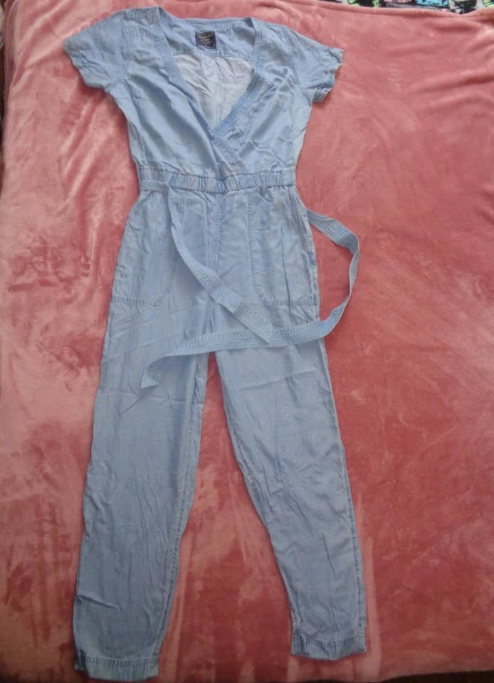 Clothes small size for woman - photo 2