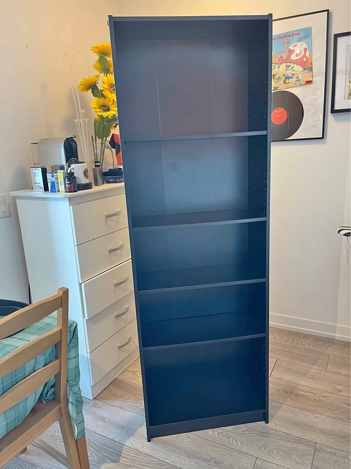 BOOKCASE IKEA Billy
