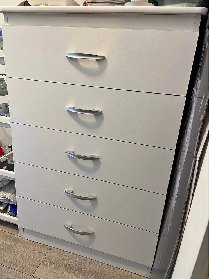 White 5-Drawer Chest