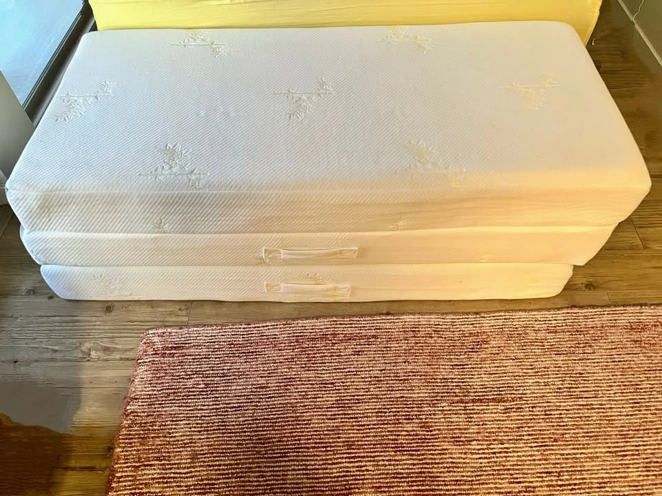 Milliard Memory Foam Tri-Fold Queen Mattress - photo 4