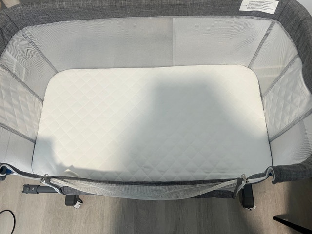Adjustable Bassinet Bedside Sleeper - photo 3