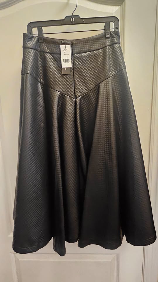 Brand New Gracia New York Black Faux Leather Skirt - photo 3