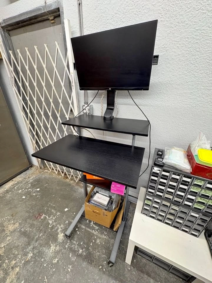Work station cart + 27" monitor on monitor stand