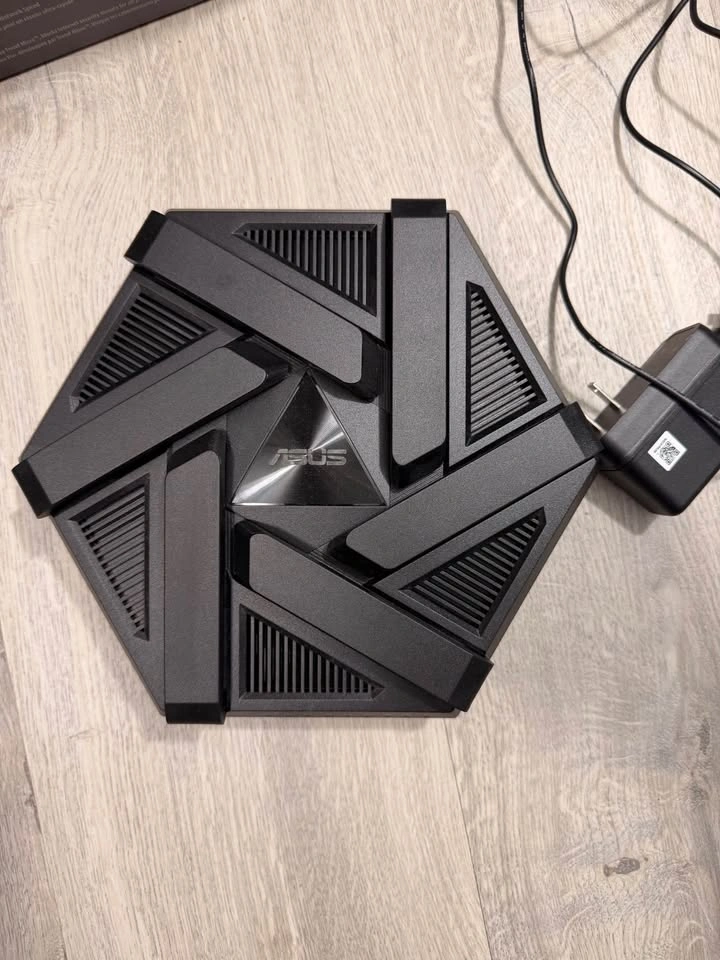 ASUS AXE7800 WiFi 6E Router - photo 3