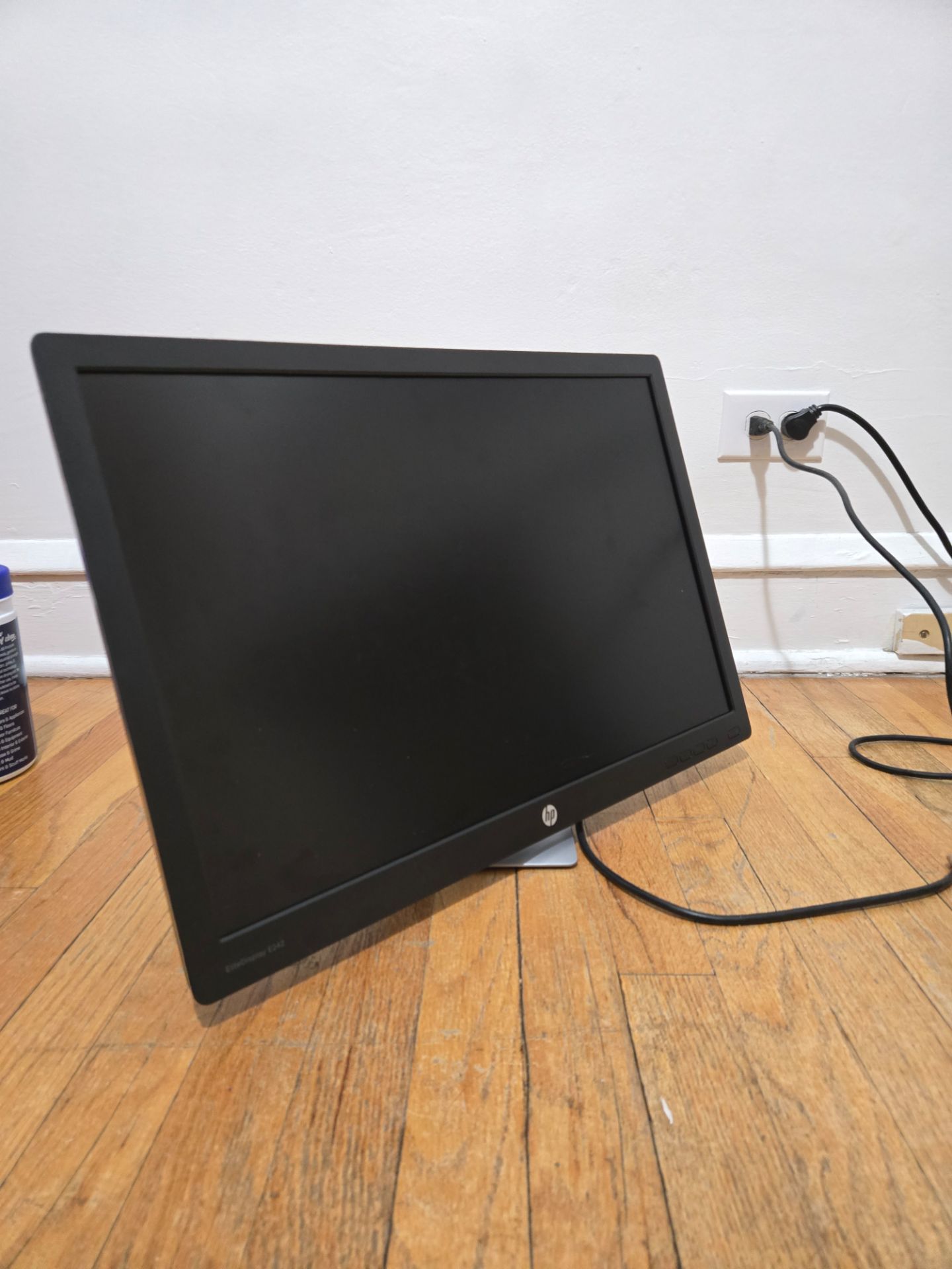 HP EliteDisplay 24" monitor - photo 2