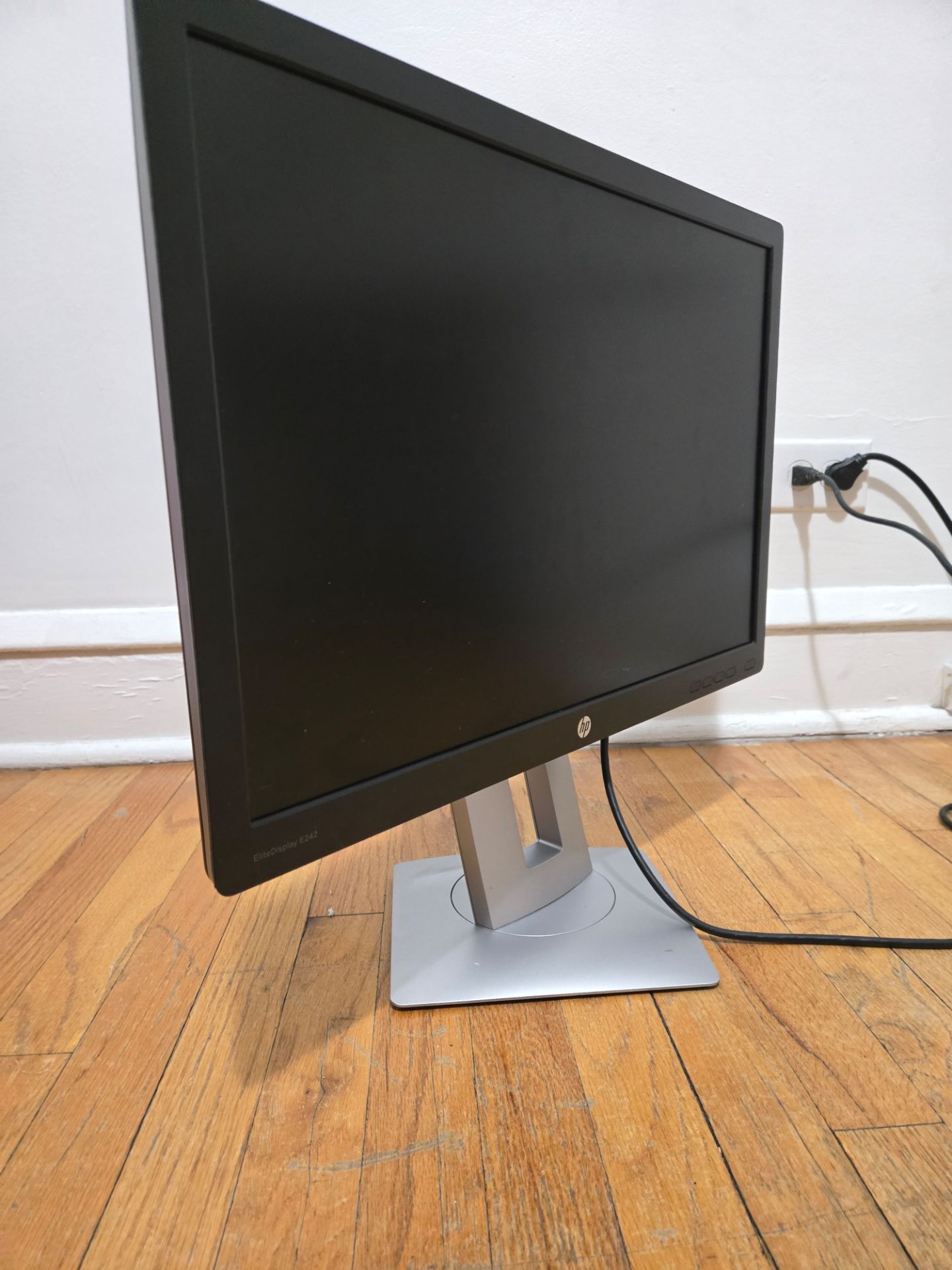 HP EliteDisplay 24" monitor - photo 3