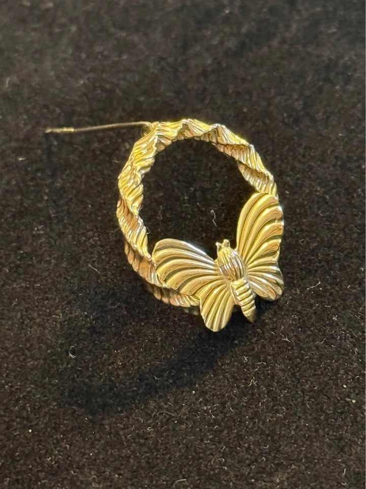 Mid-20th Century Solid 14K Gold Hana Nicole Butterfly Brooch - photo 2
