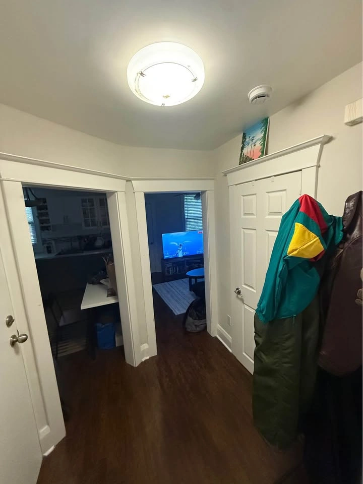 Private room for rent - photo 3