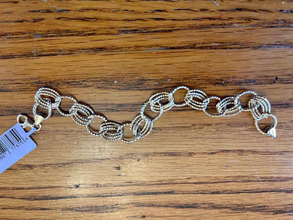 Brand New Vintage 14k Yellow Gold Charm Bracelet