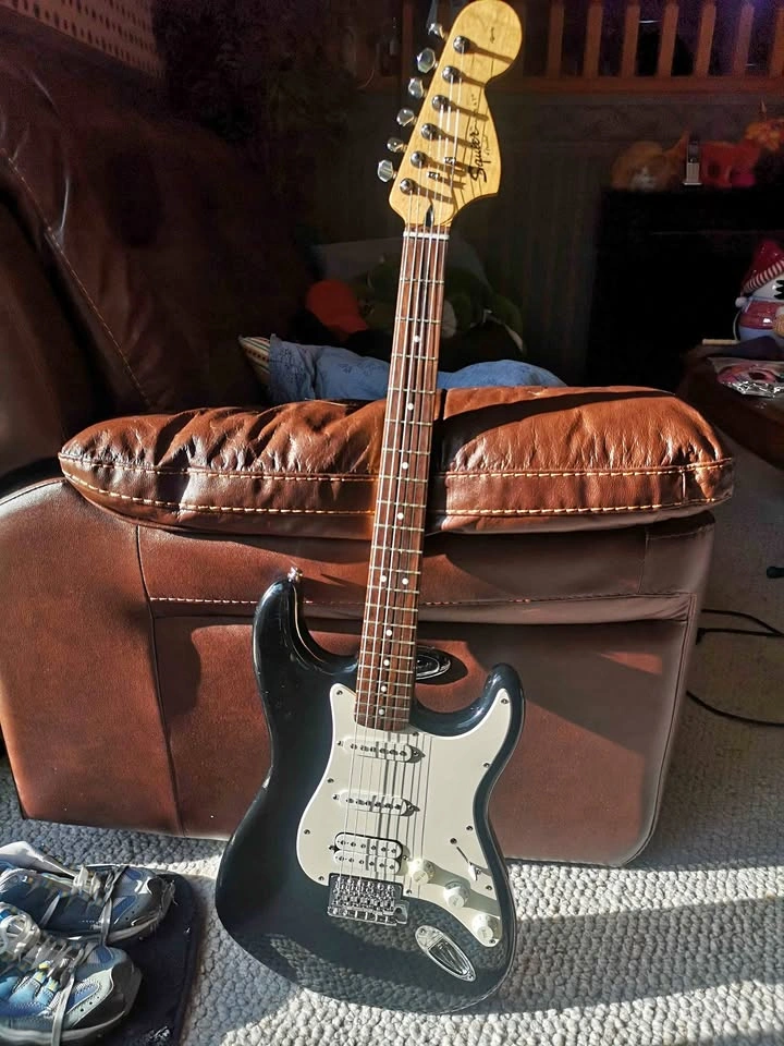 2008 Squier Affinity HSS Stratocaster - OBO