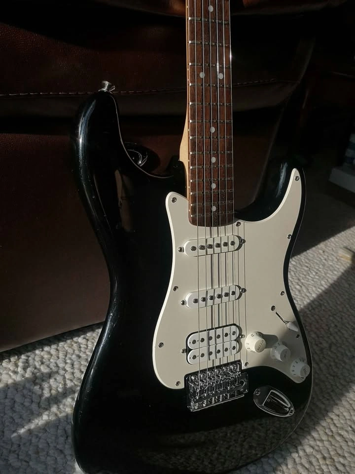 2008 Squier Affinity HSS Stratocaster - OBO - photo 5