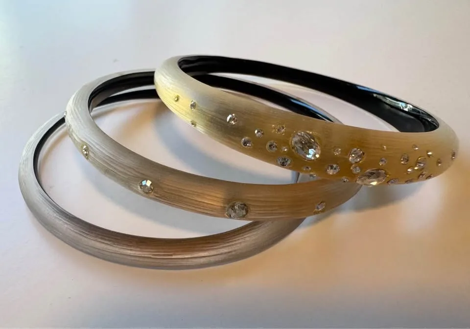 Alexis Bittar Gold Set Of 3 Crystal Dust Lucite Bangle Bracelets - photo 2