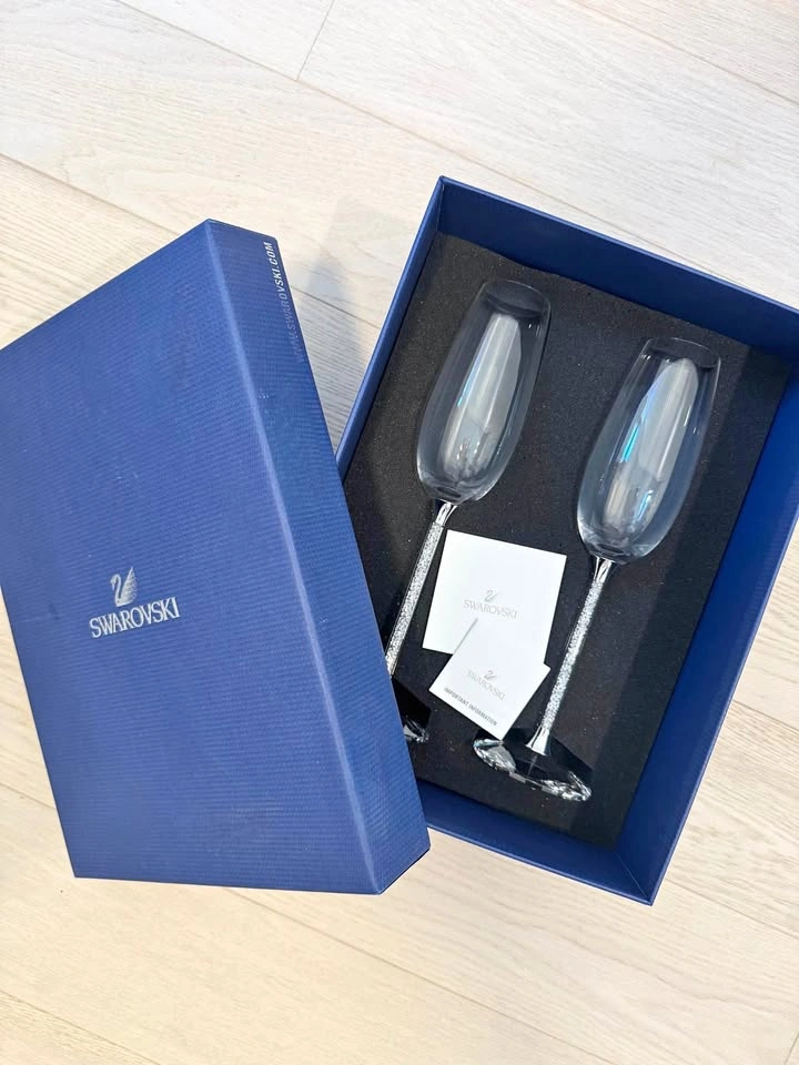 BNIB Swarovski Crystalline Champagne Flutes (Set of 2) – Authent