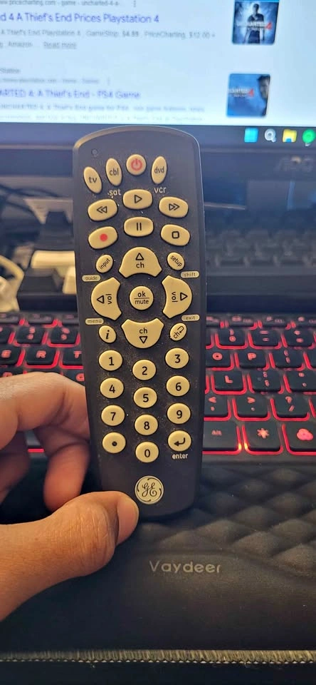 GE 4-Device Universal Remote Control (Model 34708)