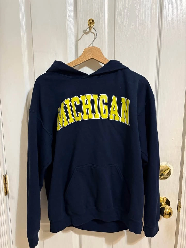 Vintage Sports Tops Bundle - photo 2