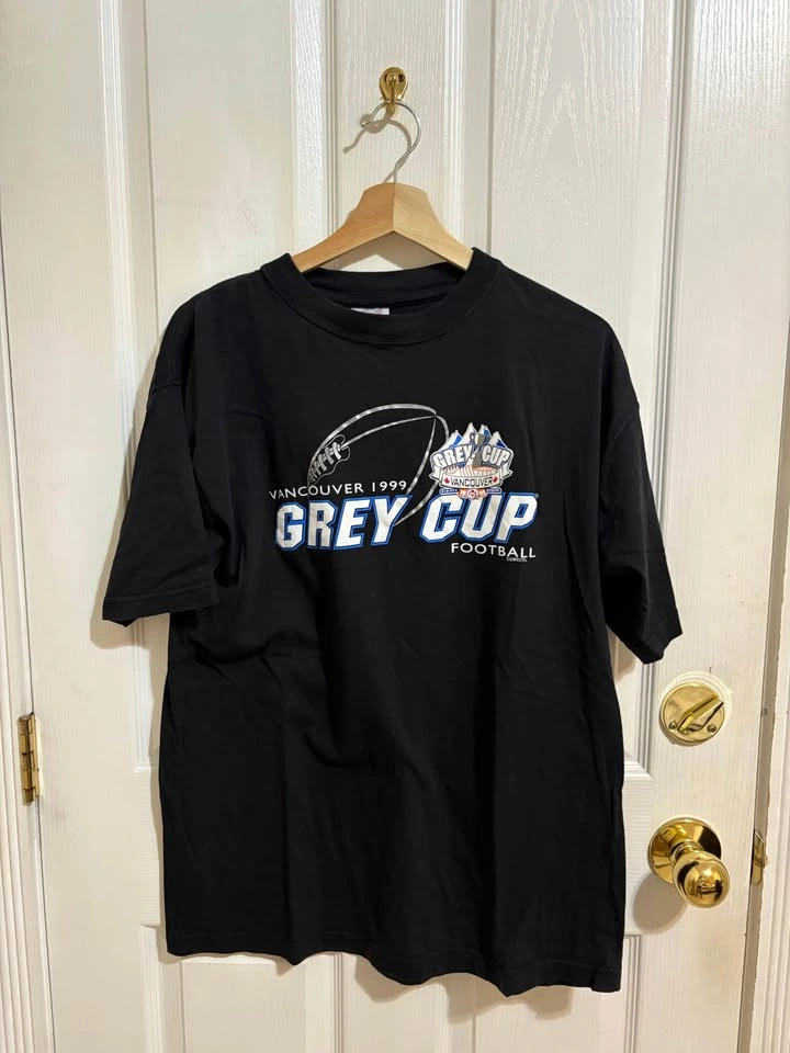 Vintage Sports Tops Bundle - photo 3