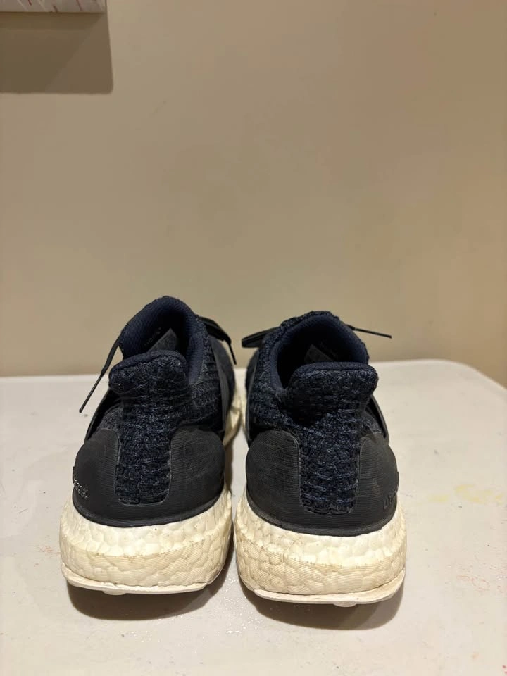 Adidas Ultra Boost Parley size 9.5 mens - photo 4