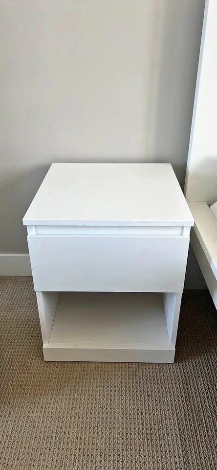 IKEA White Nightstand 40x42x49 cm