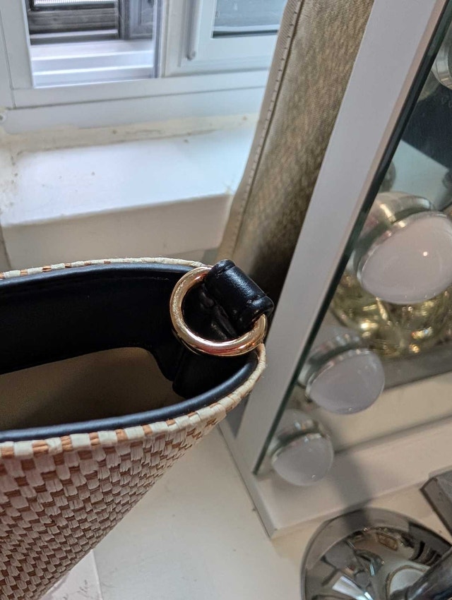 NEW still in wrapping Wicker( but better) handbag - photo 5
