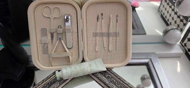 Manicure set NEW by Farmasi - photo 3