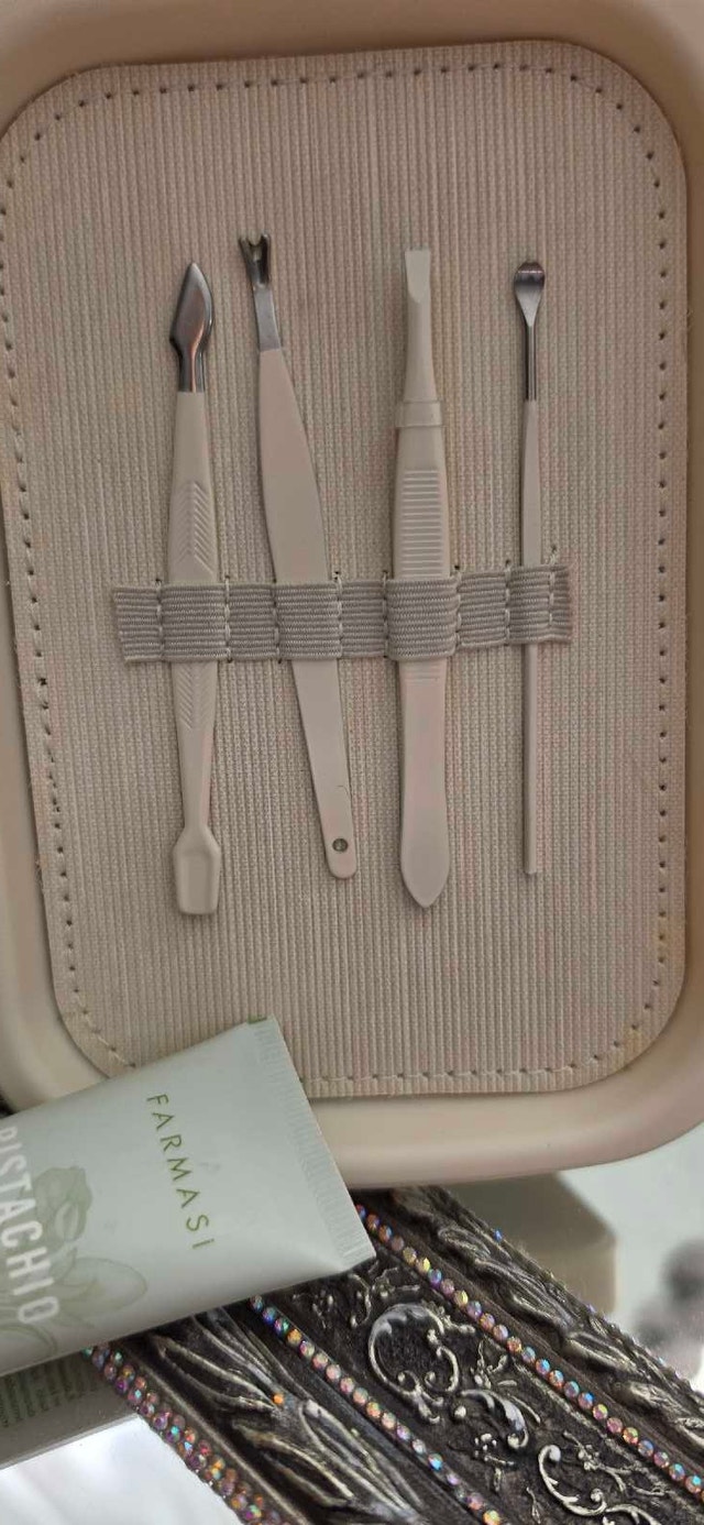 Manicure set NEW by Farmasi - photo 5