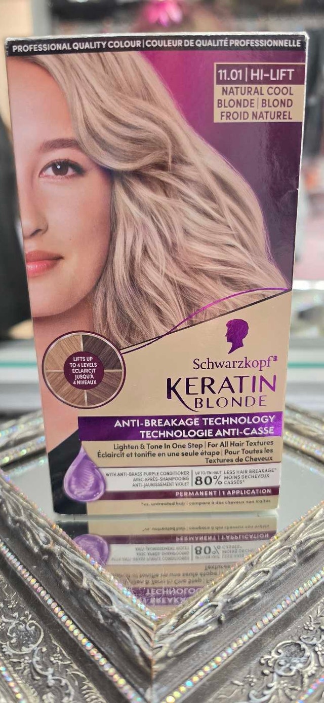 Schwarzkopf 11.01 High lift Natural Cool blonde