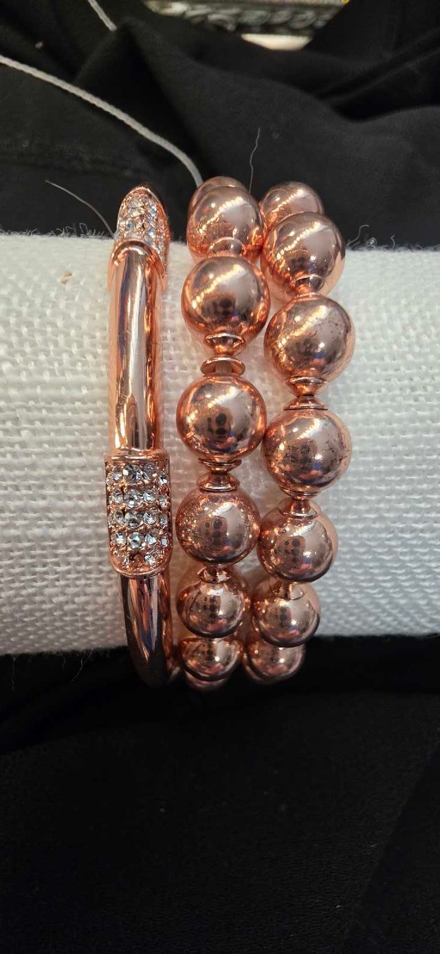 NEW DEMO ONLY - FAC wrap bracelet - photo 3